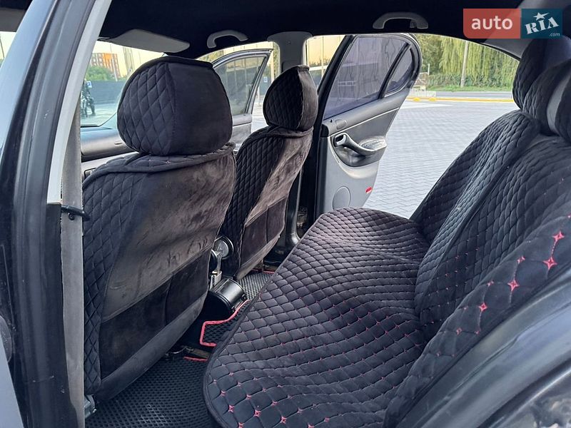 Хетчбек SEAT Leon 2000 в Кам'янець-Подільському
