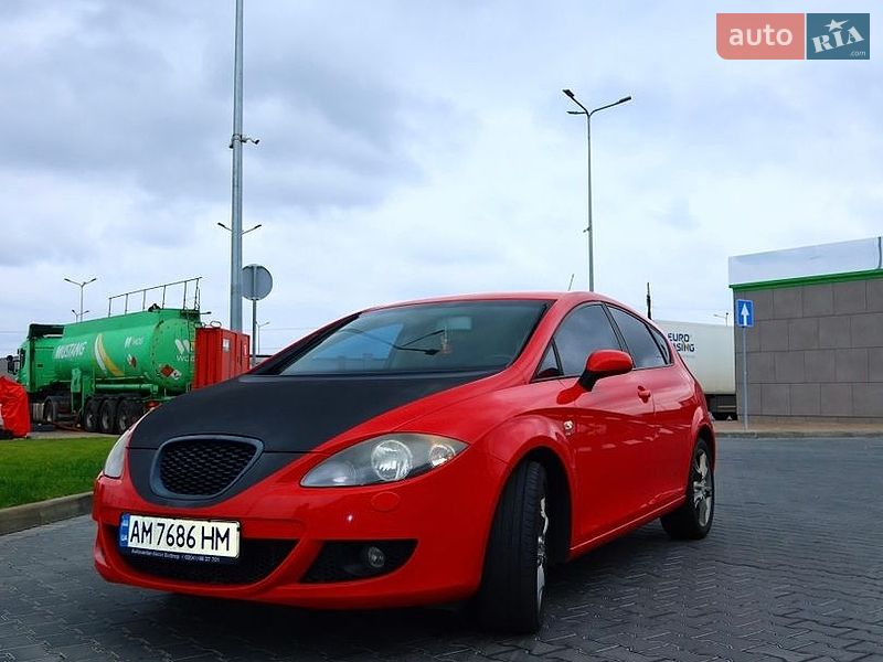Хетчбек SEAT Leon 2008 в Житомирі