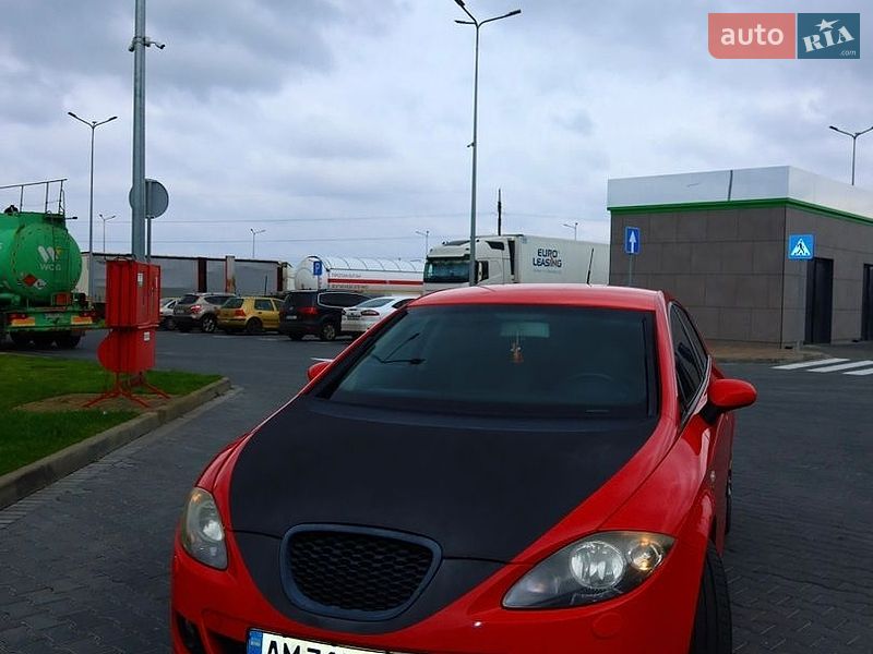 Хетчбек SEAT Leon 2008 в Житомирі