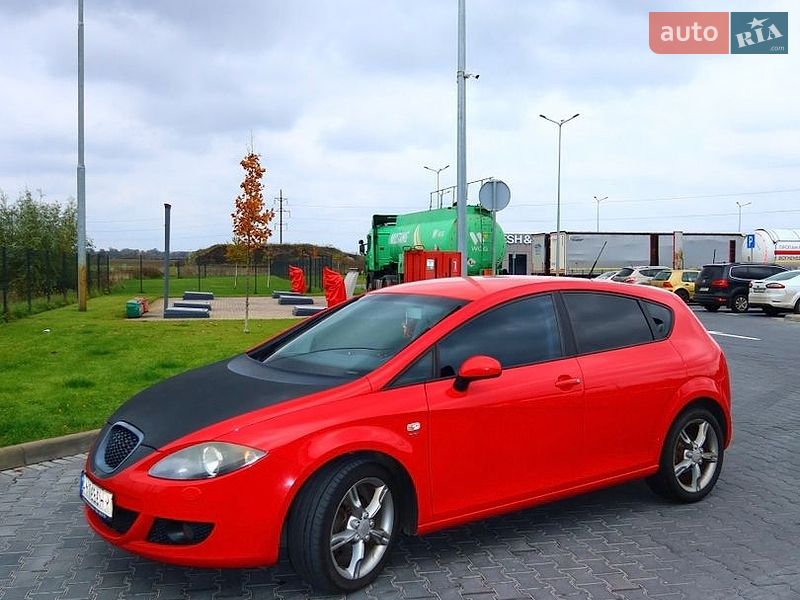 Хетчбек SEAT Leon 2008 в Житомирі