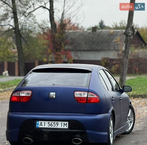 Хэтчбек SEAT Leon 2000 в Киеве