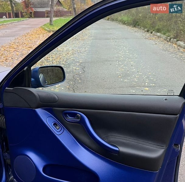 Хэтчбек SEAT Leon 2000 в Киеве
