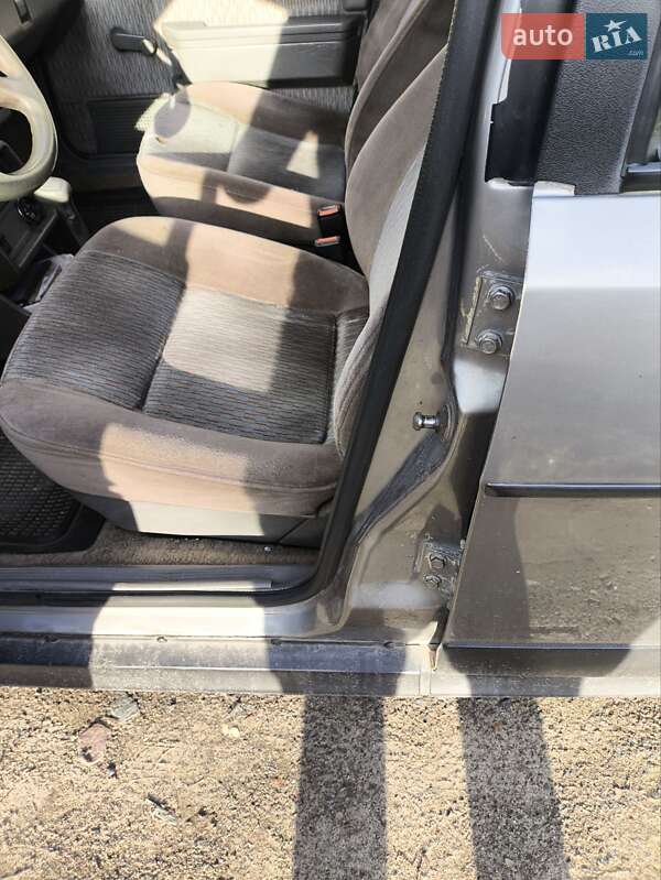 Седан SEAT Malaga 1990 в Львові фото 8 Седан SEAT Malaga 1990 в Львові