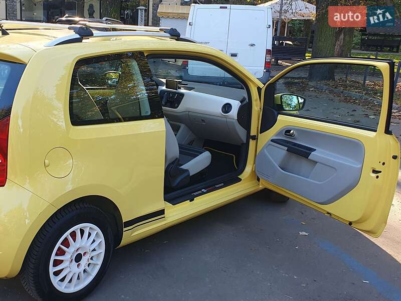 Хэтчбек SEAT Mii 2013 в Львове