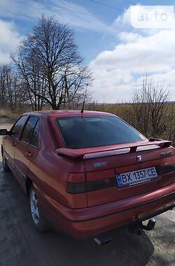 Хетчбек SEAT Toledo 1992 в Новій Ушиці