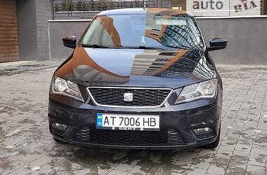 Хэтчбек SEAT Toledo 2013 в 