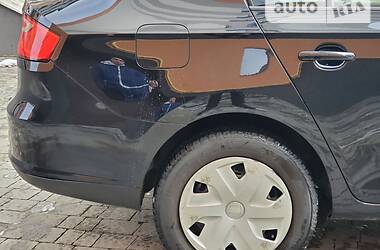 Хэтчбек SEAT Toledo 2013 в 