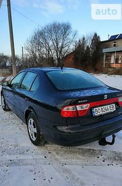 Седан SEAT Toledo 1999 в 