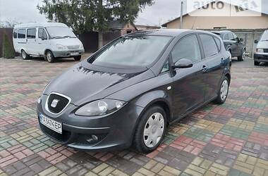 Хэтчбек SEAT Toledo 2008 в Киеве