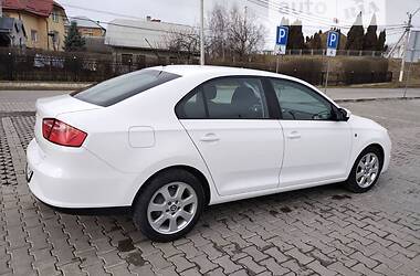 Седан SEAT Toledo 2014 в Ивано-Франковске