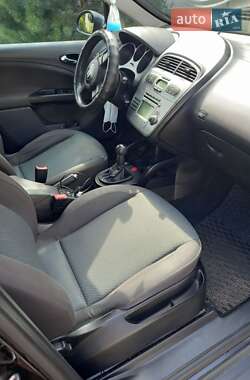 Хэтчбек SEAT Toledo 2008 в 