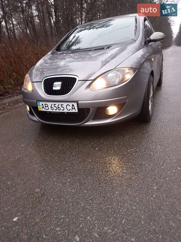 Седан SEAT Toledo 2005 в Києві
