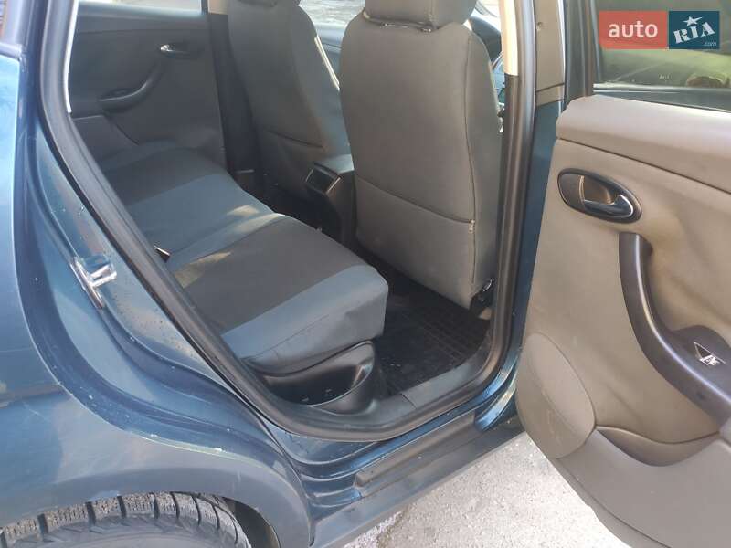 Минивэн SEAT Toledo 2005 в Светловодске
