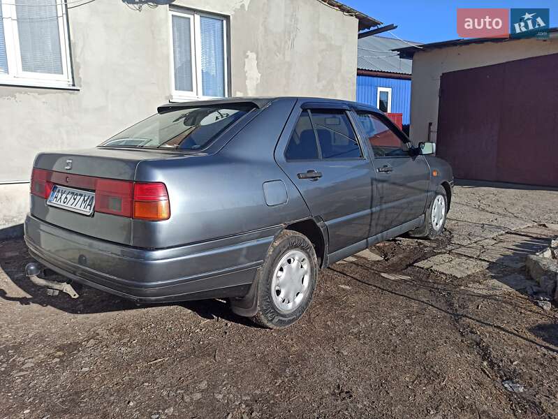 Хетчбек SEAT Toledo 1994 в Балаклії