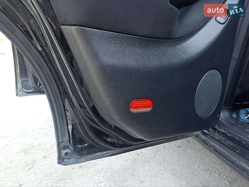 Седан SEAT Toledo 2002 в Староконстантинове фото 13 Седан SEAT Toledo 2002 в Староконстантинове