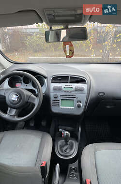 Хетчбек SEAT Toledo 2008 в Вінниці