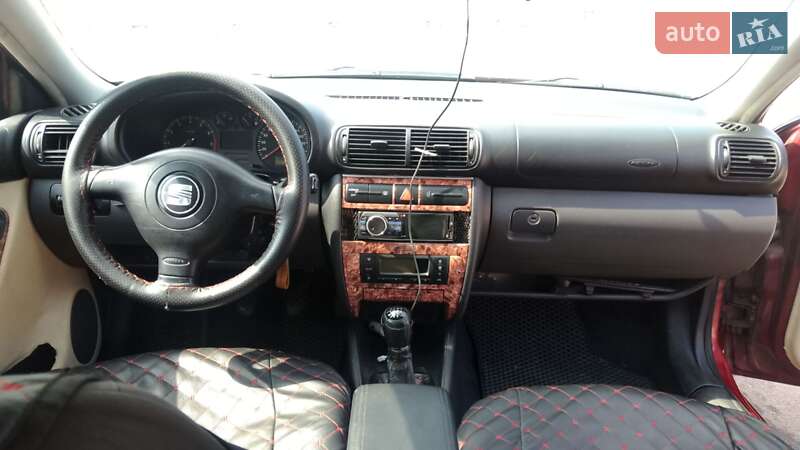 Седан SEAT Toledo 2003 в Харькове