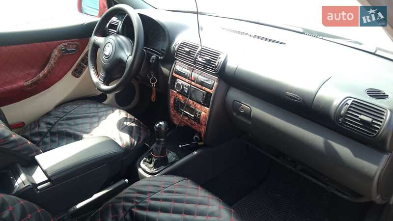 Седан SEAT Toledo 2003 в Харькове