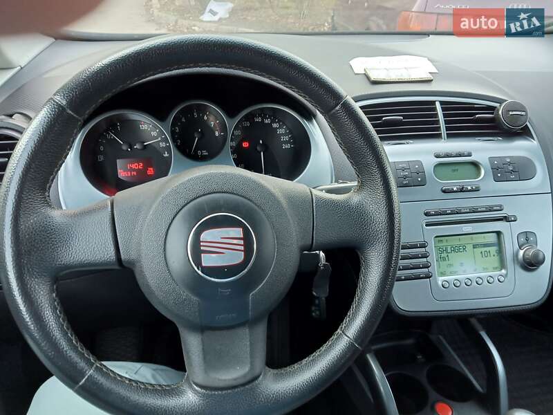 Хэтчбек SEAT Toledo 2008 в Киеве