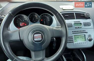 Хэтчбек SEAT Toledo 2008 в 