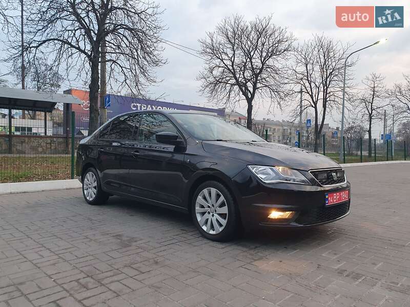 Лифтбек SEAT Toledo 2013 в Киеве