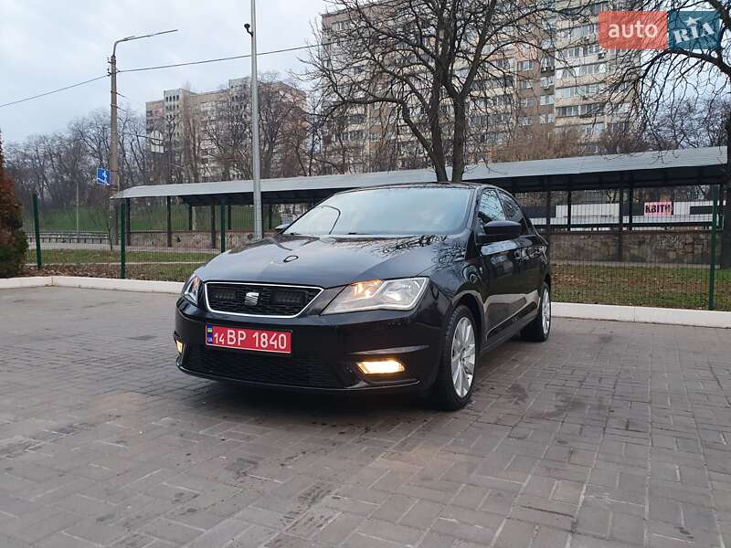 Лифтбек SEAT Toledo 2013 в Киеве