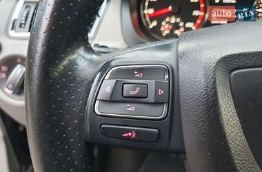 Ліфтбек SEAT Toledo 2013 в 