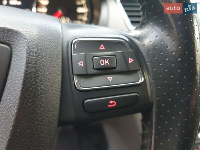 Лифтбек SEAT Toledo 2013 в Киеве