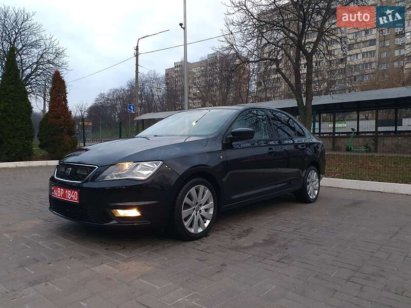 Ліфтбек SEAT Toledo 2013 в 