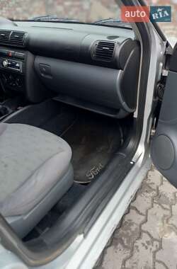 Седан SEAT Toledo 2002 в 