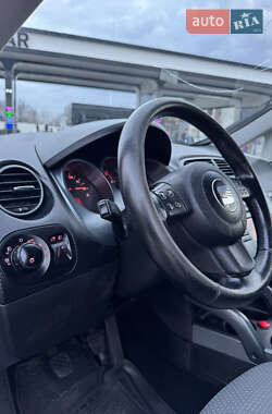 Хэтчбек SEAT Toledo 2006 в 