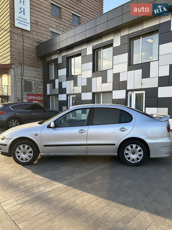 Седан SEAT Toledo 2001 в Ніжині