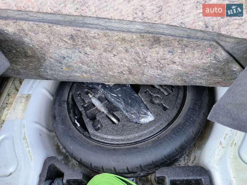 Хэтчбек SEAT Toledo 2006 в Буче