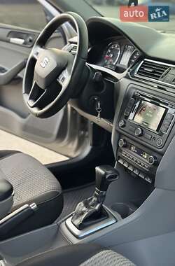 Лифтбек SEAT Toledo 2014 в 