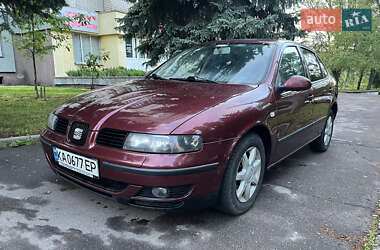 Седан SEAT Toledo 2004 в 