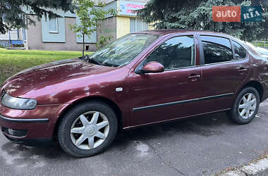 Седан SEAT Toledo 2004 в 