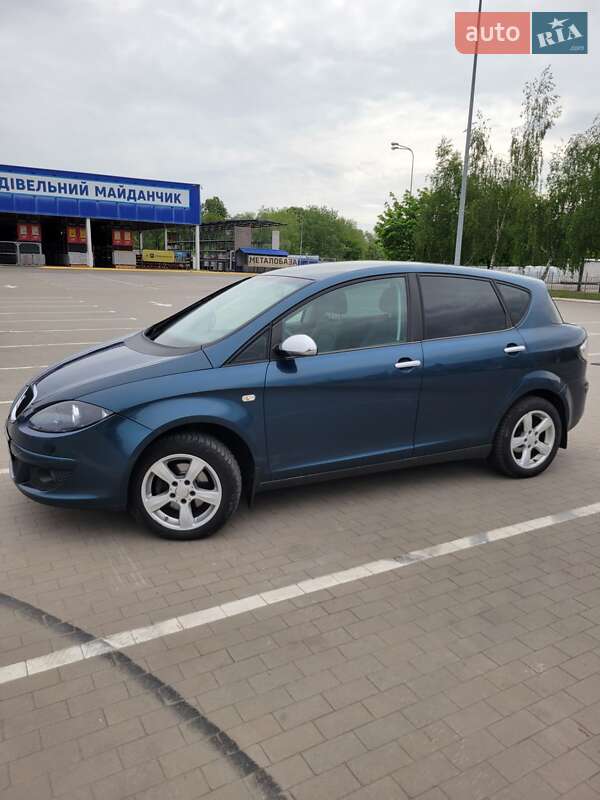 Хетчбек SEAT Toledo 2006 в Сумах