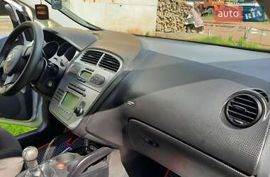 Хетчбек SEAT Toledo 2008 в 