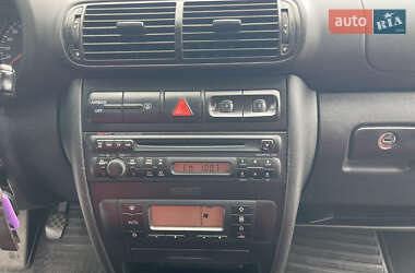 Седан SEAT Toledo 2004 в 