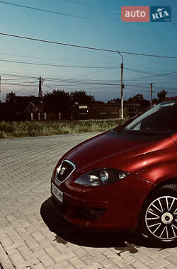 Хэтчбек SEAT Toledo 2008 в 