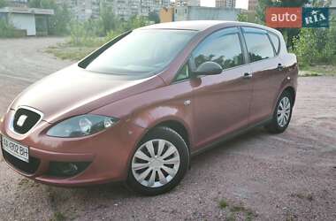 Хэтчбек SEAT Toledo 2008 в Киеве