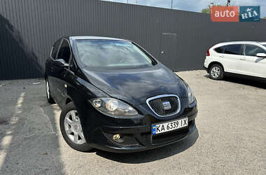 Хэтчбек SEAT Toledo 2005 в 