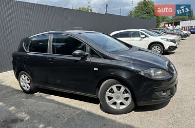 Хэтчбек SEAT Toledo 2005 в 