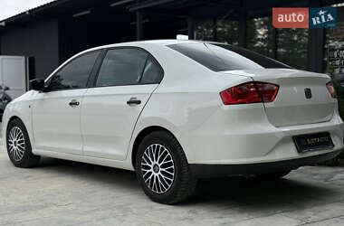 Лифтбек SEAT Toledo 2013 в 