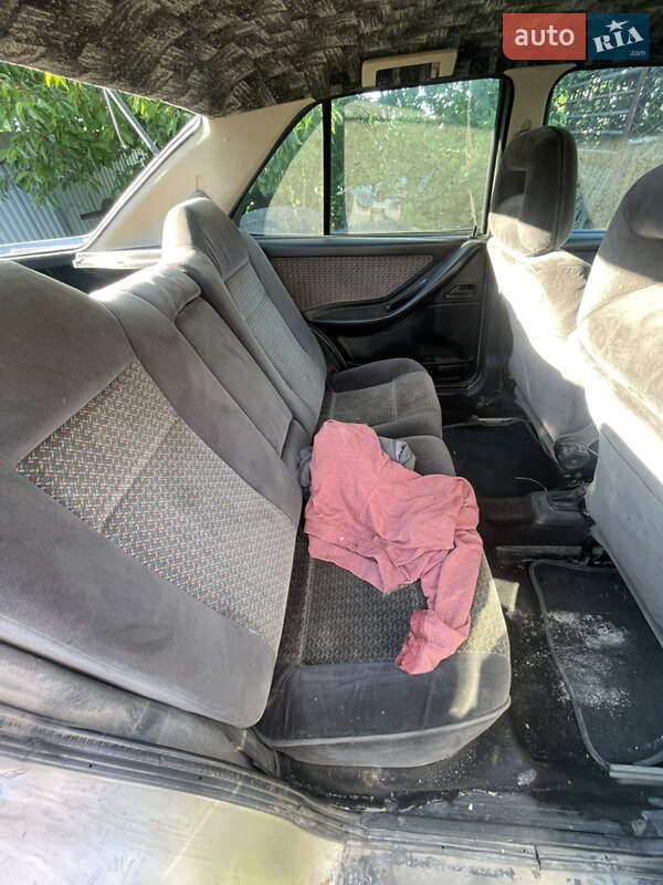 Седан SEAT Toledo 1994 в Радивилове