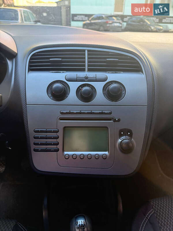 Хэтчбек SEAT Toledo 2005 в Ровно