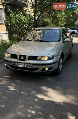 Седан SEAT Toledo 2003 в 