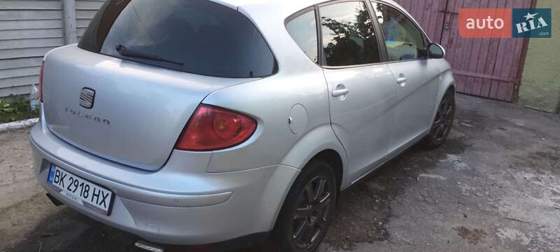 Хэтчбек SEAT Toledo 2005 в Здолбунове