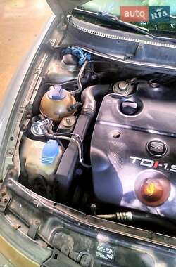 Седан SEAT Toledo 2000 в Черновцах