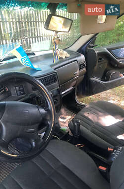 Седан SEAT Toledo 1996 в 